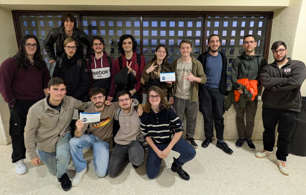 IMG Estudiantes de la ESI participan en la 5ª edición del CompliCAUS