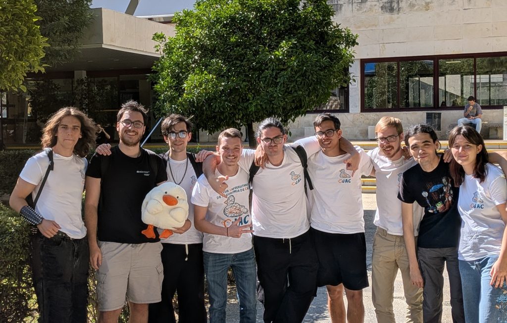 IMG Los estudiantes de la ESI refuerzan su papel en el VI CompliCAUS